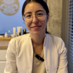Dr Pamela